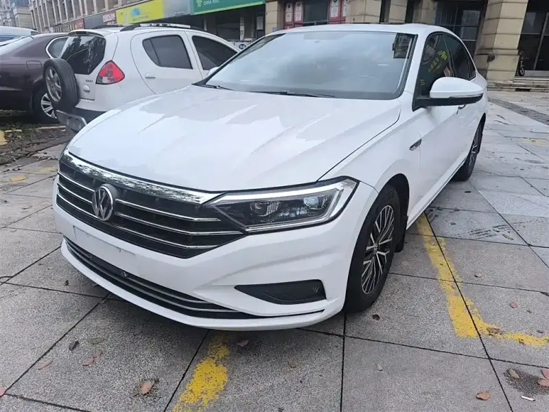 Volkswagen Sagitar, 2020