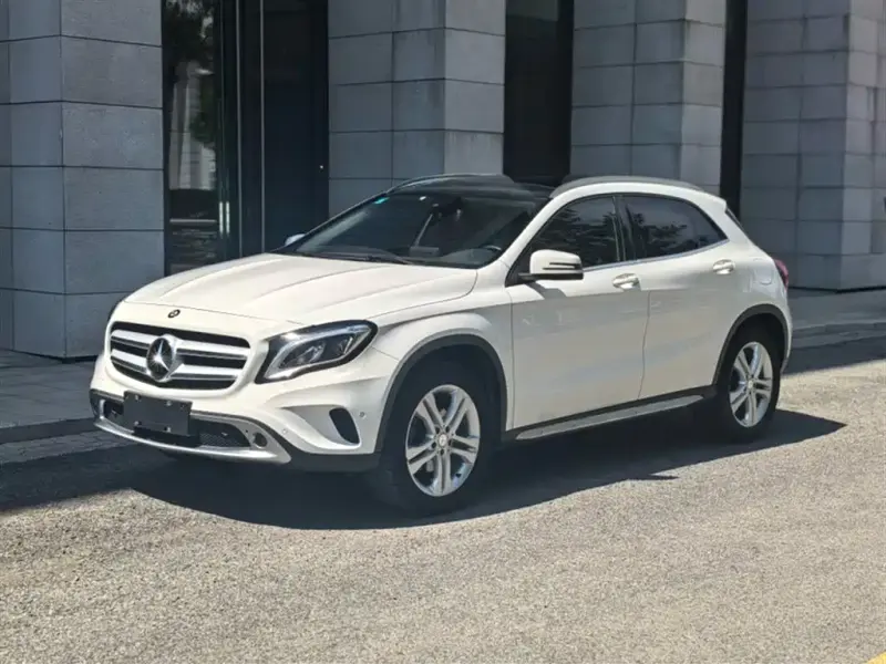 Mercedes-Benz GLA, 2016