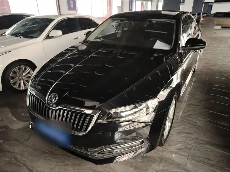 Skoda Superb, 2020
