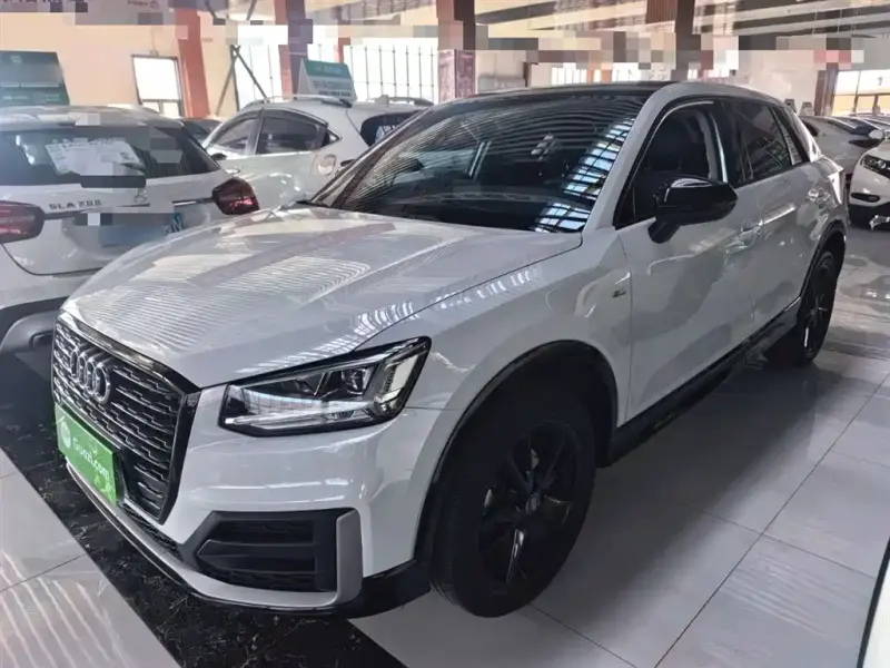 Audi Q2L, 2020