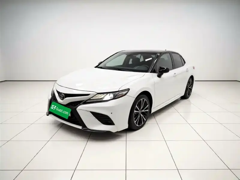 Toyota Camry, 2020