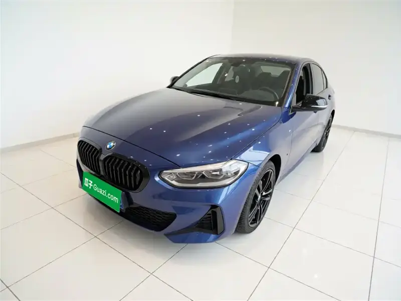 BMW 1 Series, 2021