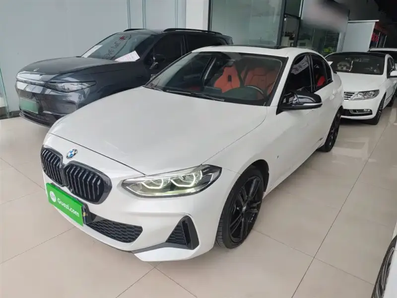 BMW 1 Series, 2021