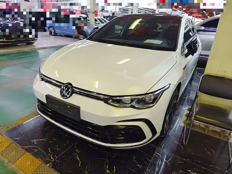 Volkswagen Golf, 2021