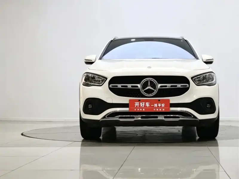 Mercedes-Benz GLA, 2021