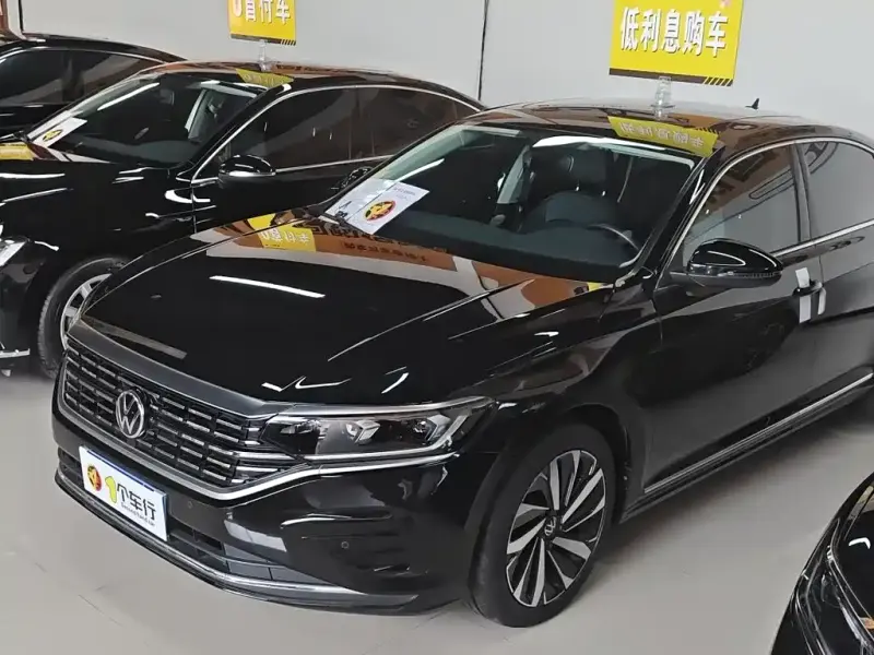 Volkswagen Passat, 2022