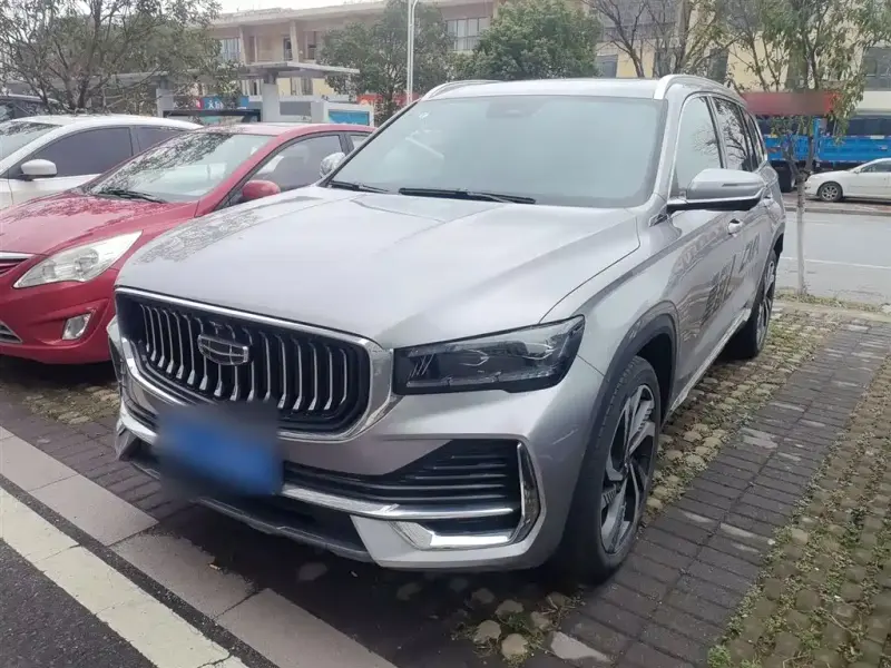 Geely Xingyue L, 2025