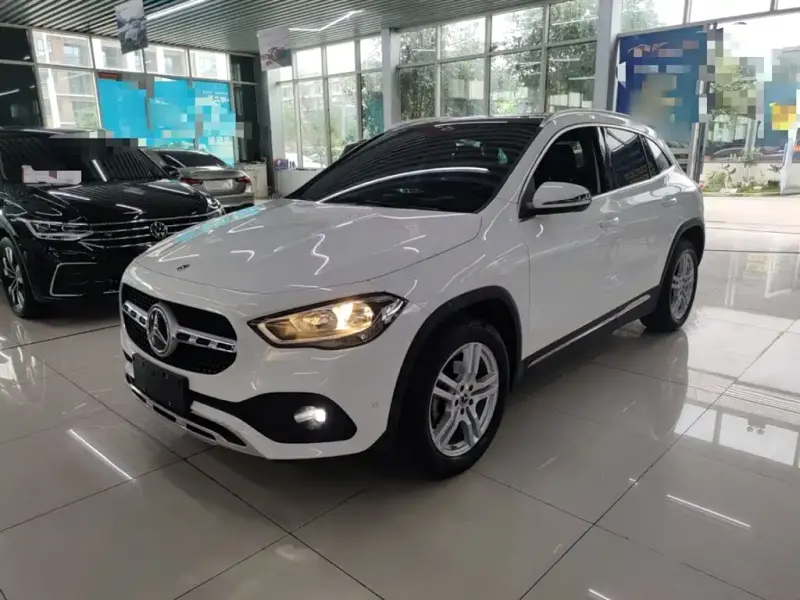 Mercedes-Benz GLA, 2021