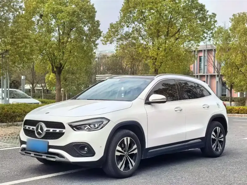 Mercedes-Benz GLA, 2021