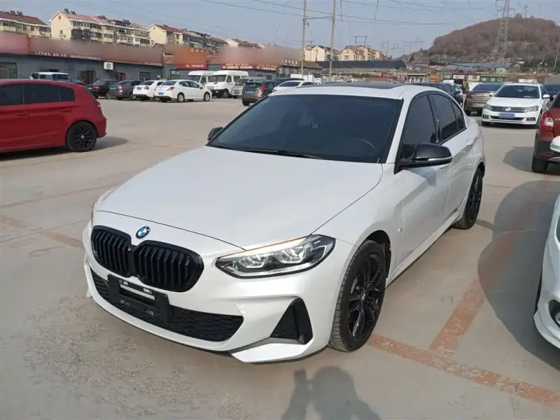 BMW 1 Series, 2023