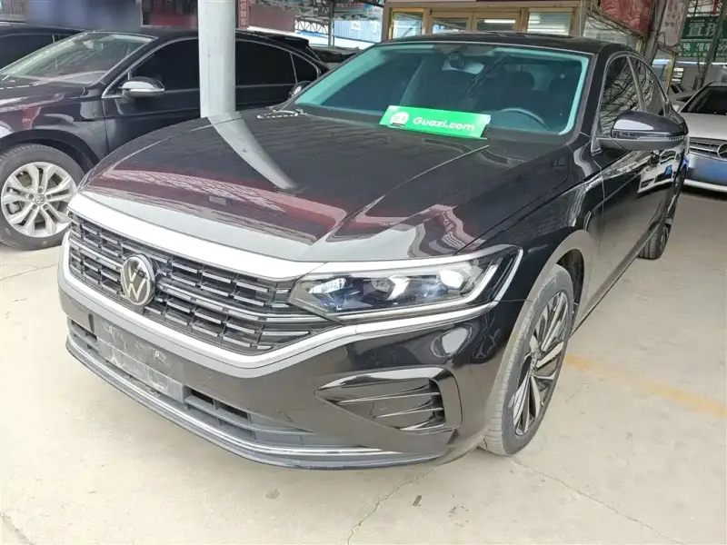 Volkswagen Passat, 2023