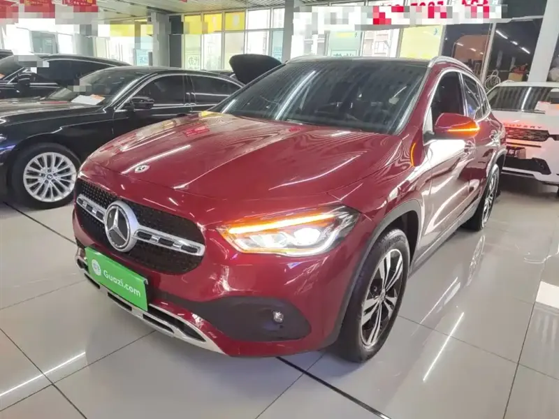 Mercedes-Benz GLA, 2021