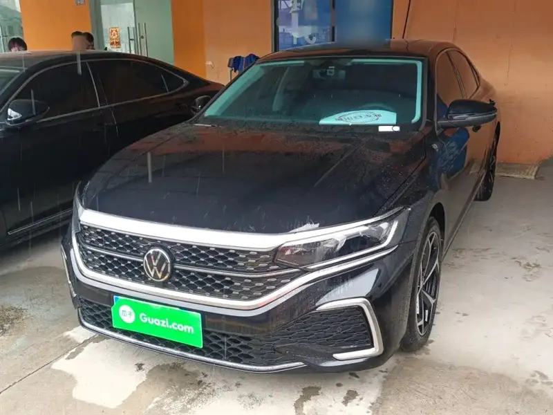 Volkswagen Passat, 2024