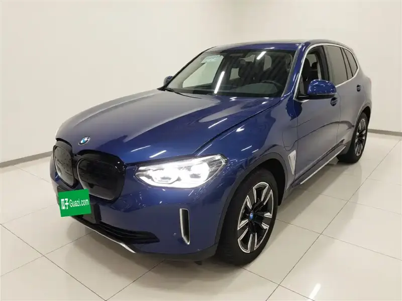 BMW iX3, 2021