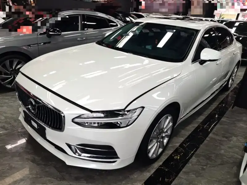 Volvo S90, 2020