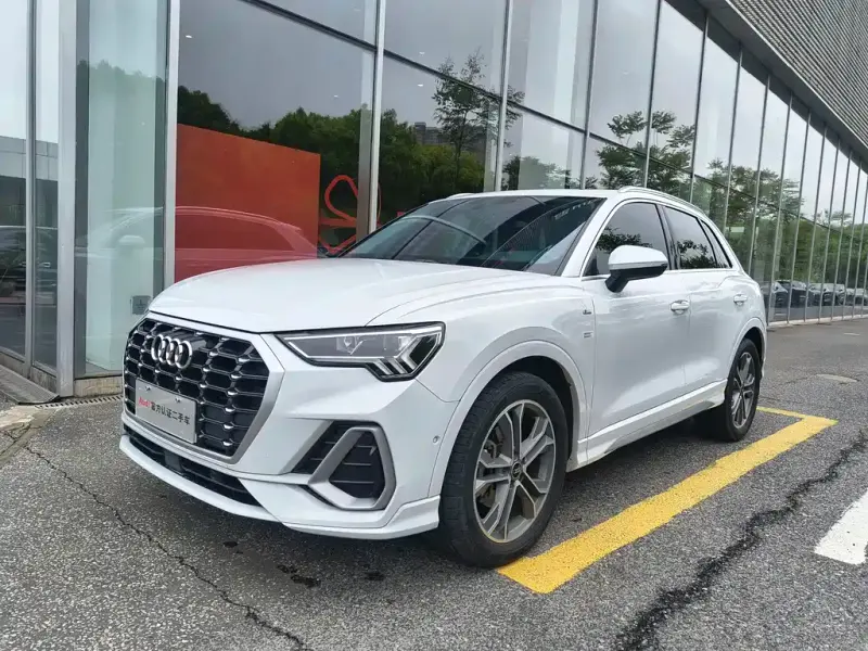 Audi Q3, 2023