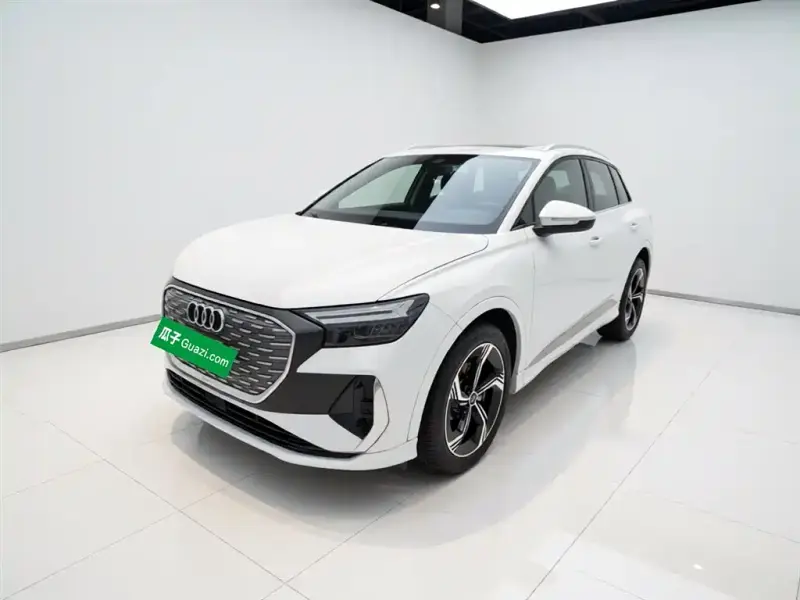 Audi Q4 e-tron, 2024