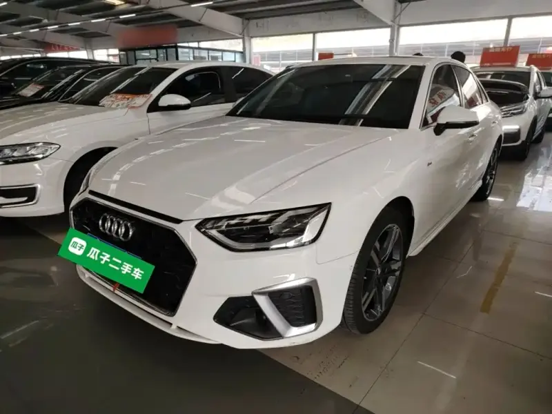Audi A4L, 2021