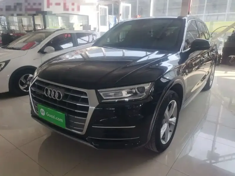 Audi Q5L, 2021
