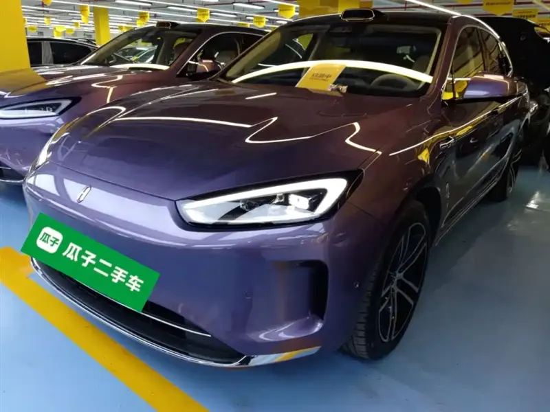 AITO M5, 2025