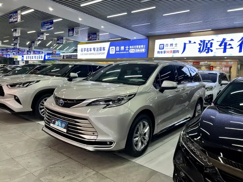 Toyota Sienna, 2022