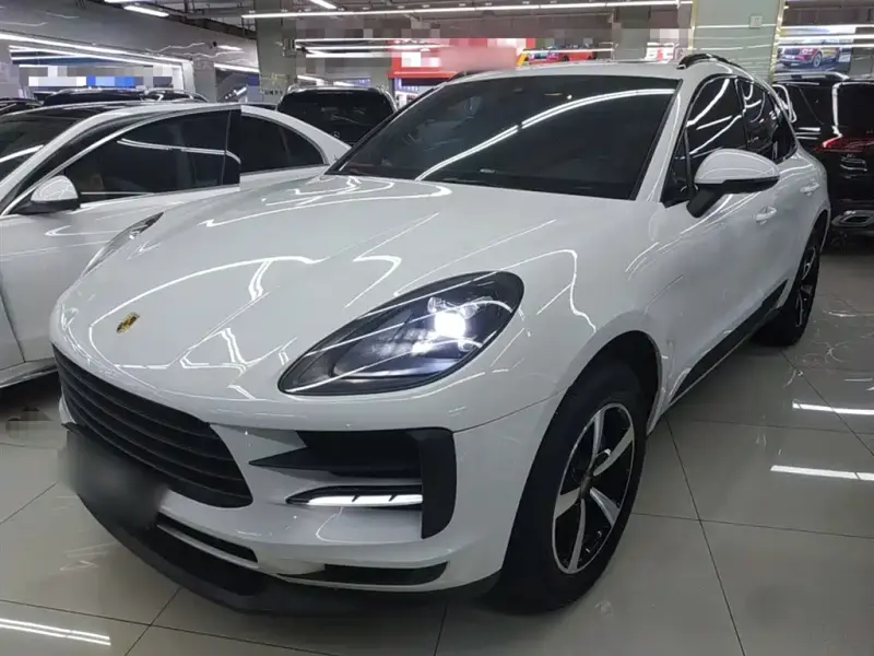 Porsche Macan, 2021