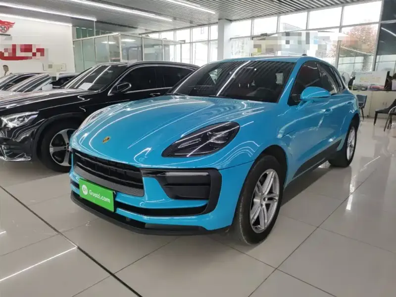 Porsche Macan, 2022