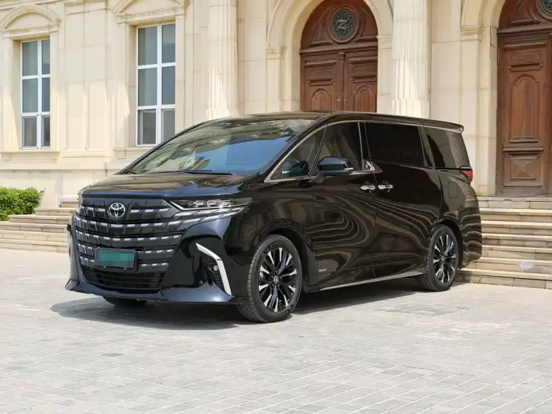 Toyota Alphard, 2025