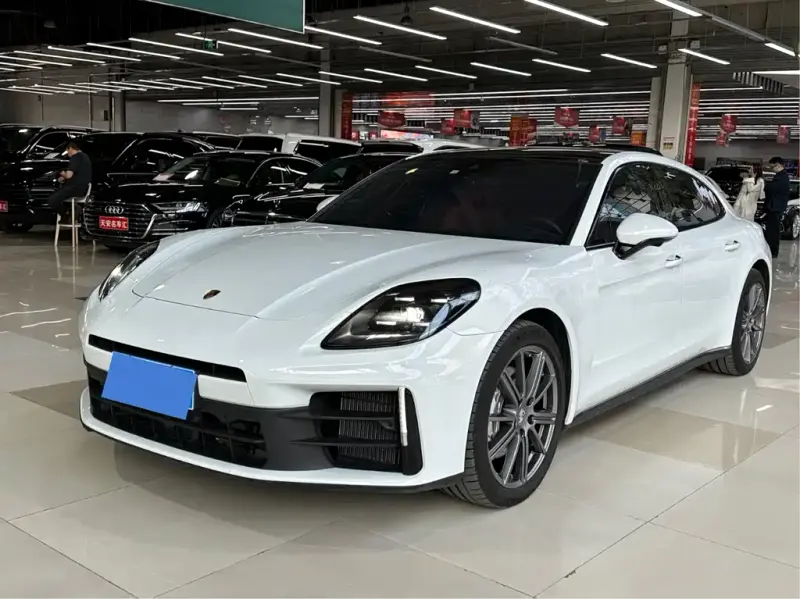 Porsche Panamera, 2024