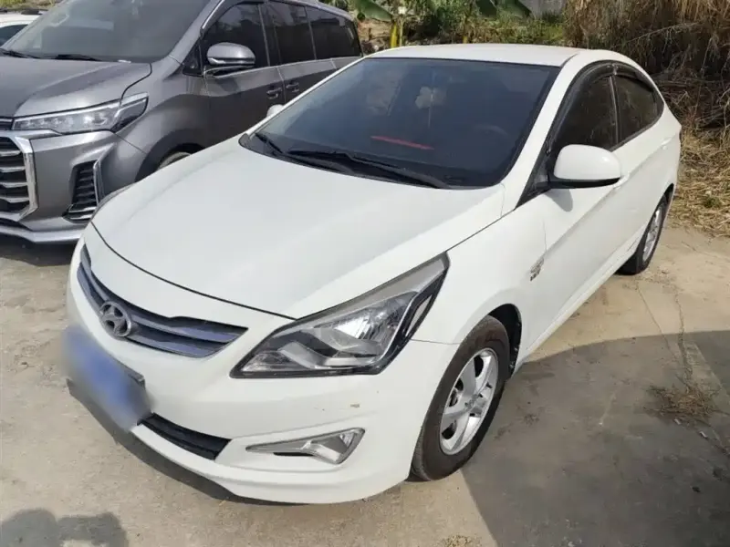 Hyundai Verna, 2014