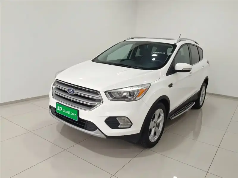 Ford Kuga, 2017