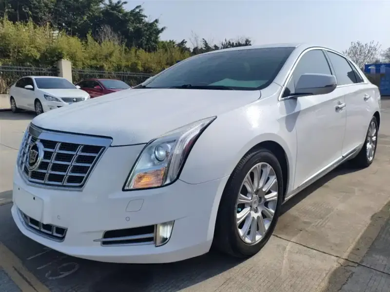 Cadillac XTS, 2015