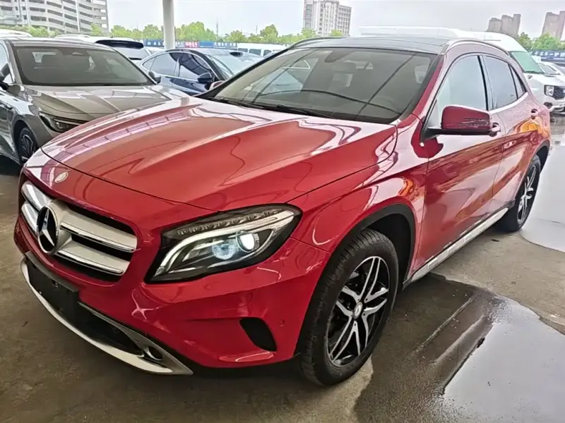 Mercedes-Benz GLA, 2016