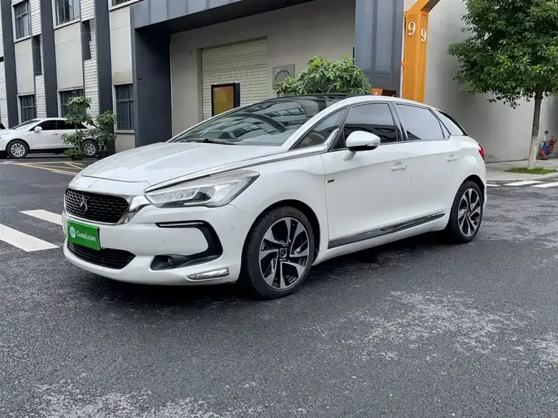 DS 5, 2016