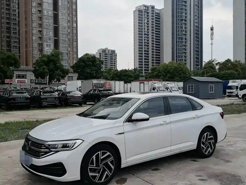 Volkswagen Sagitar, 2022
