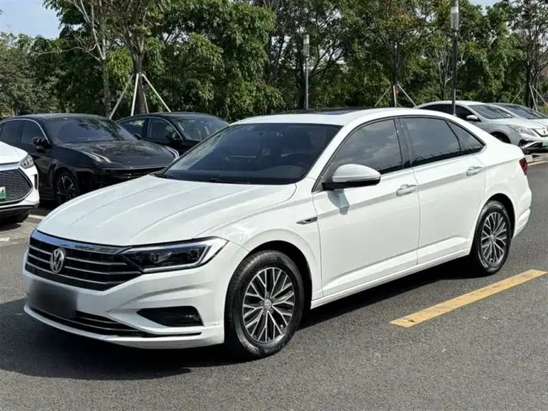 Volkswagen Sagitar, 2020
