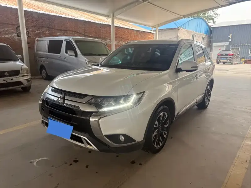 Mitsubishi Outlander, 2019
