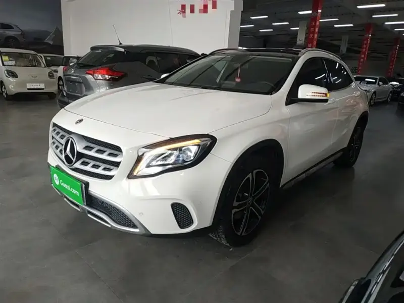 Mercedes-Benz GLA, 2018