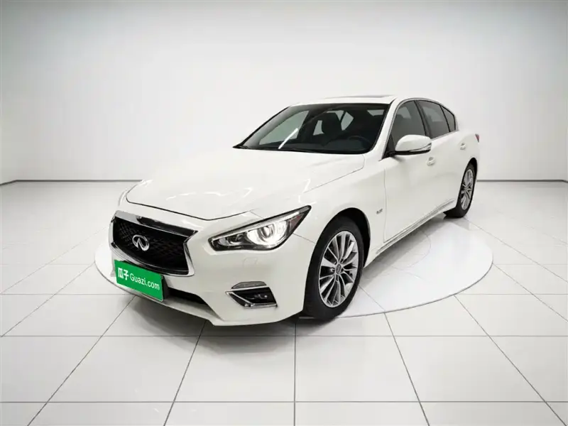 Infiniti Q50L, 2021
