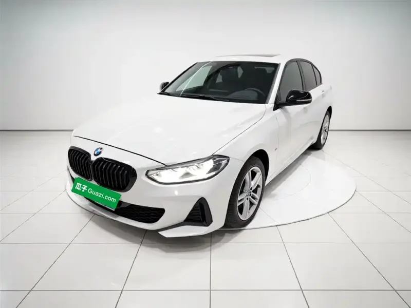 BMW 1 Series, 2021