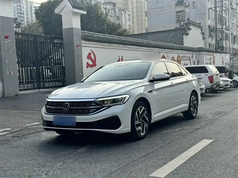 Volkswagen Sagitar, 2023