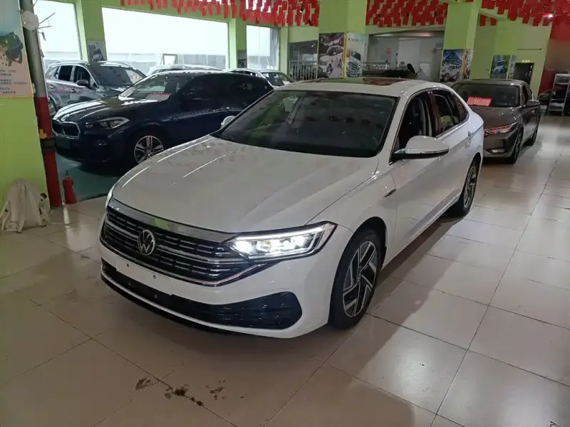Volkswagen Sagitar, 2022