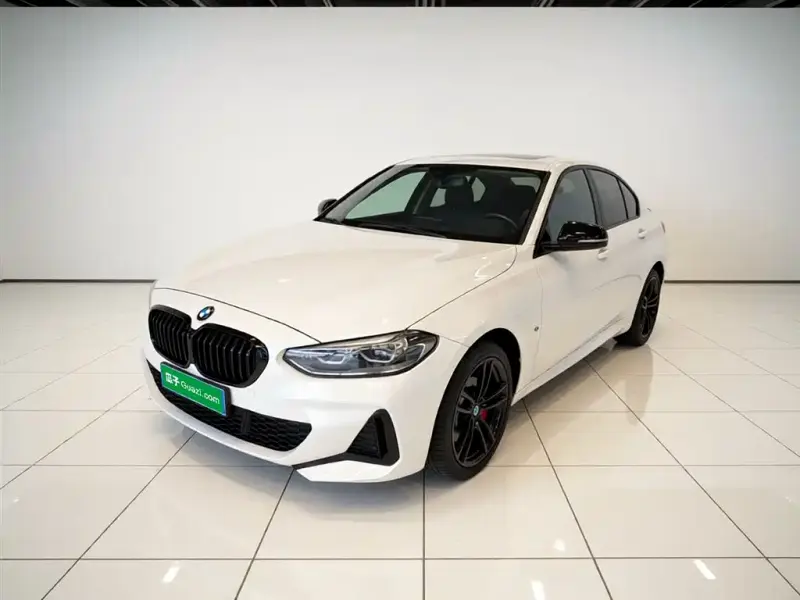 BMW 1 Series, 2021