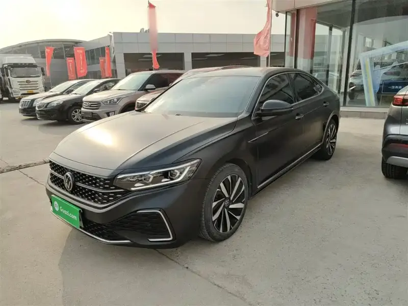 Volkswagen Passat, 2023