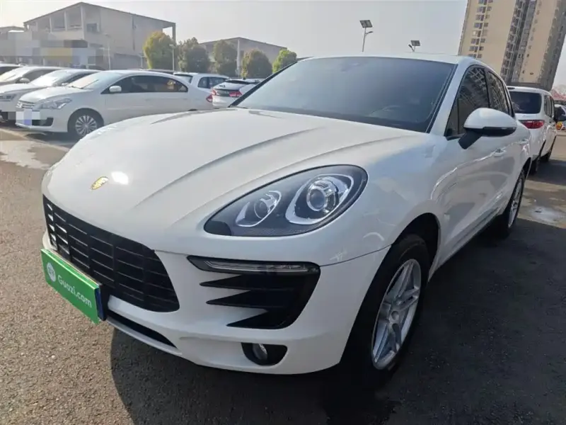 Porsche Macan, 2016