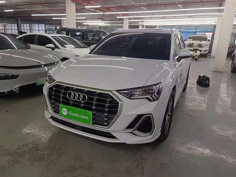 Audi Q3, 2023