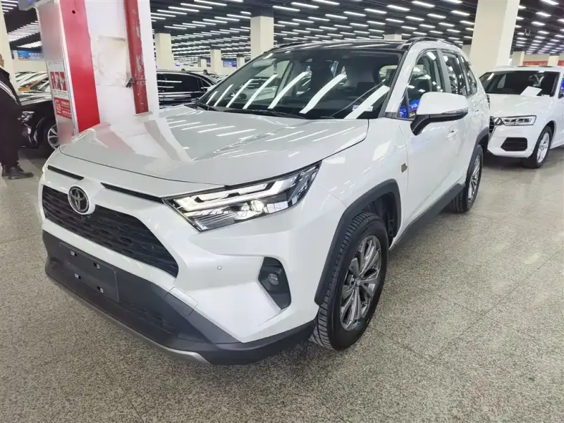 Toyota RAV4, 2024