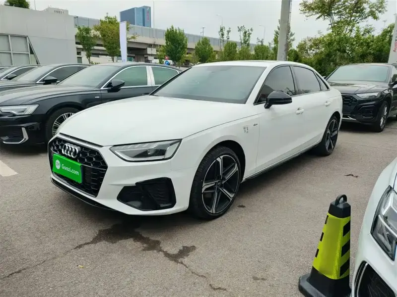 Audi A4L, 2023