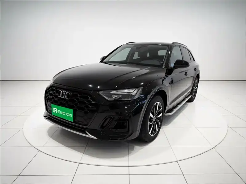 Audi Q5L, 2021
