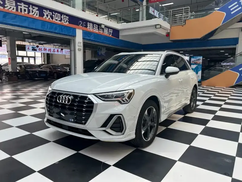 Audi Q3, 2023
